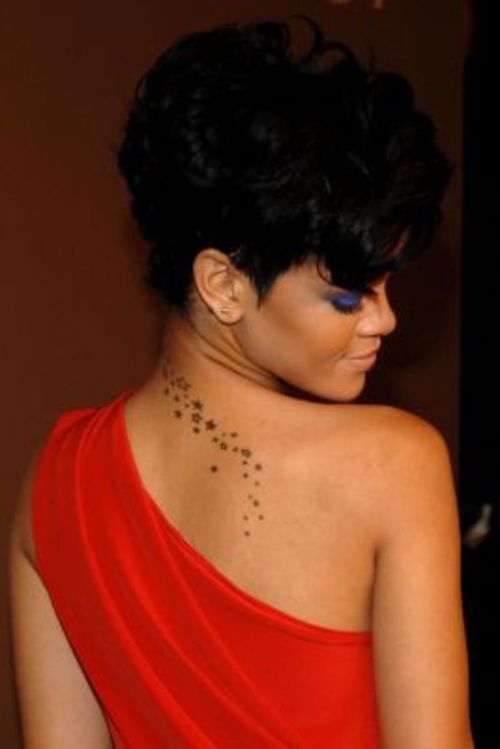 Rihanna Tattoo On Collar Bone. 2010 Rihanna+tattoo+collarbone