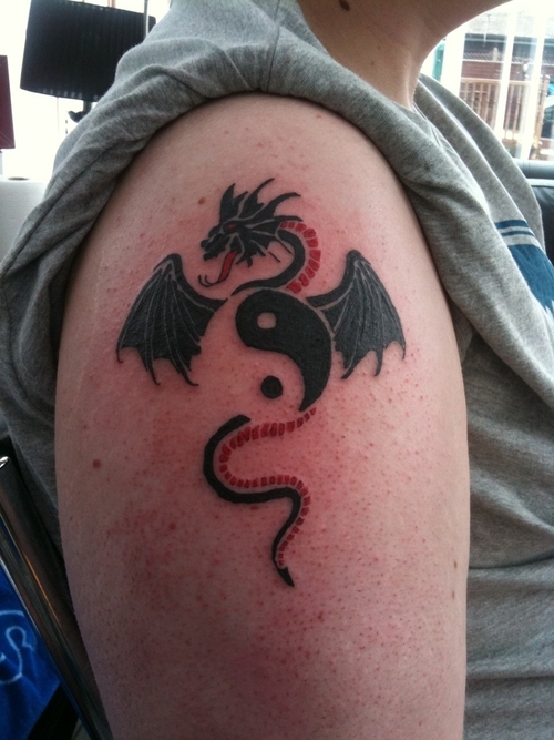 dragon yin yang tattoo. Yin Yang Dragon Tattoo